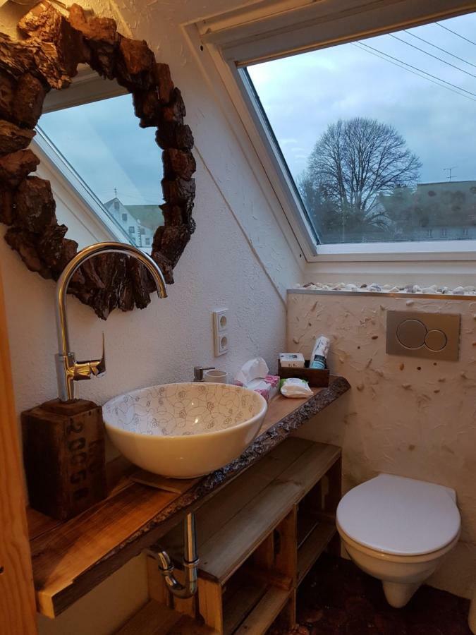 Zucht- Und Ausbildungsstall Rubly Kleinbundenbach Buitenkant foto