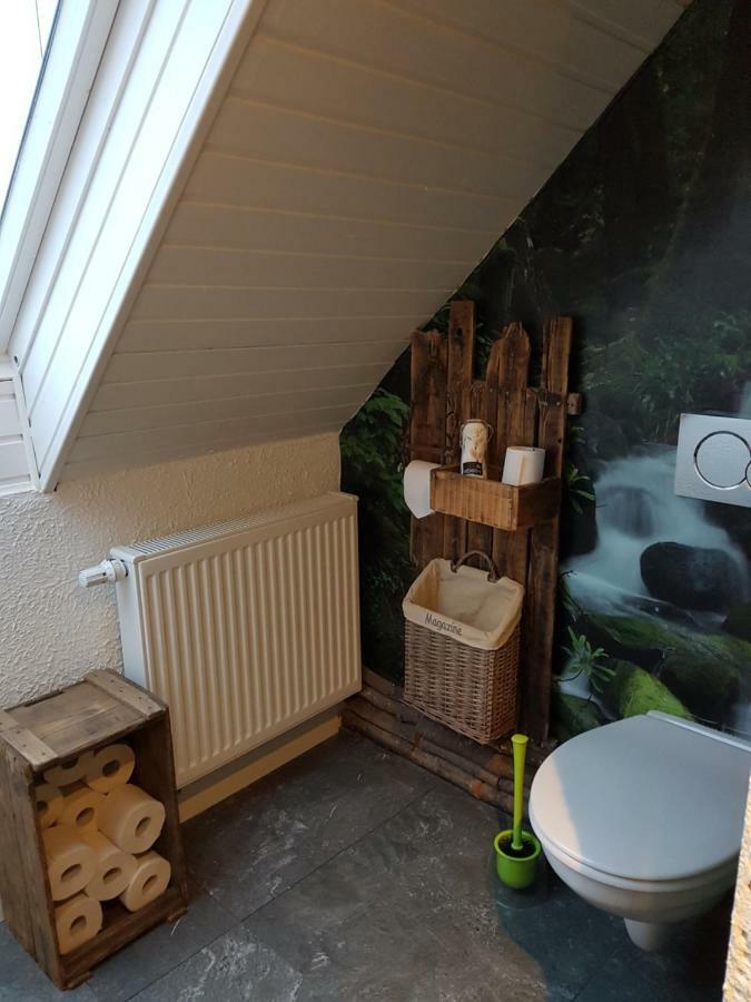 Zucht- Und Ausbildungsstall Rubly Kleinbundenbach Buitenkant foto