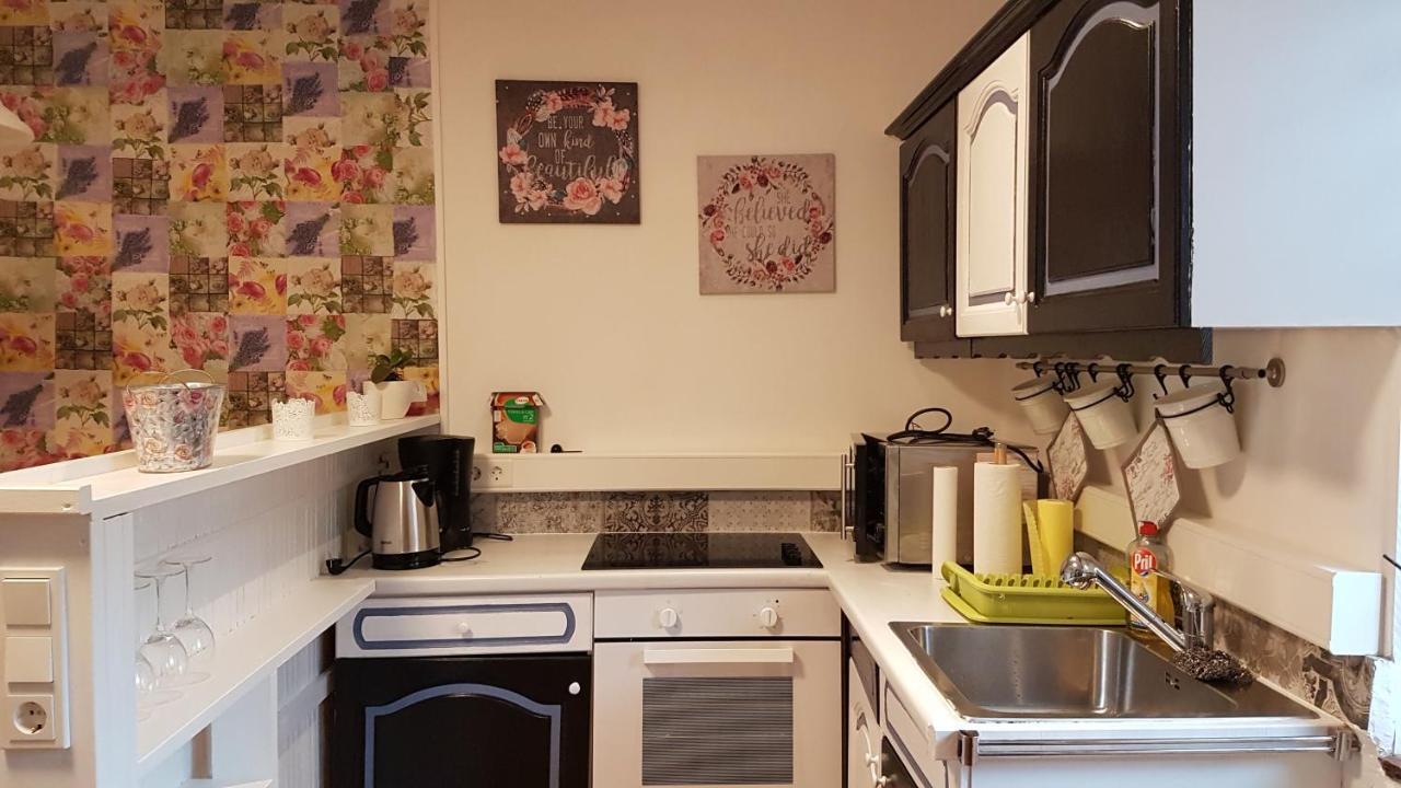 Zucht- Und Ausbildungsstall Rubly Kleinbundenbach Buitenkant foto