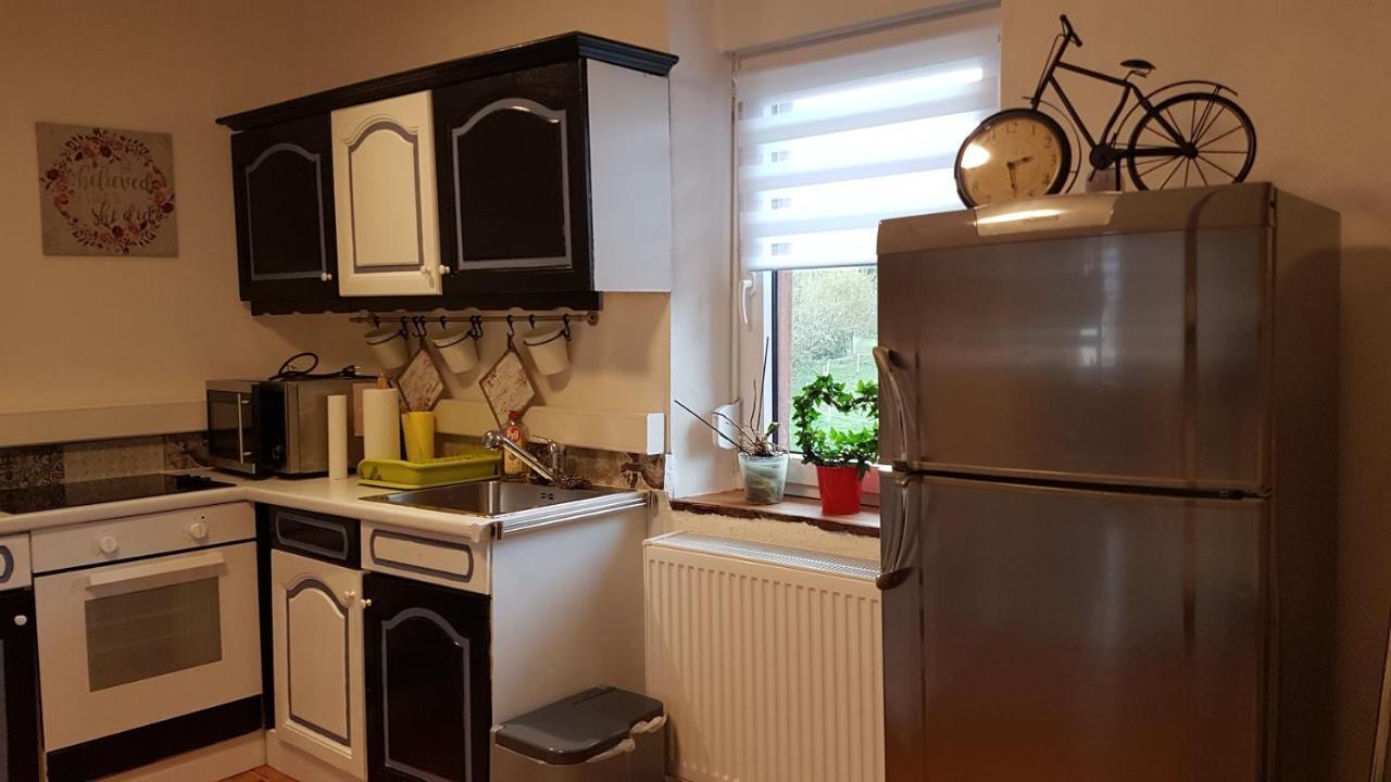 Zucht- Und Ausbildungsstall Rubly Kleinbundenbach Buitenkant foto
